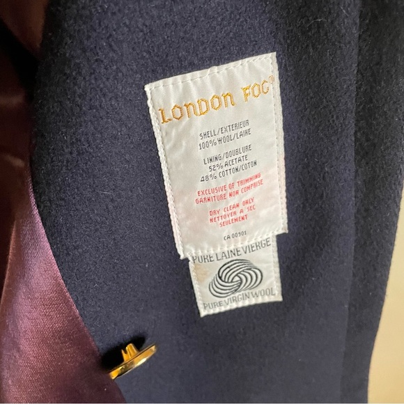 100% Wool Navy Coat - Picture 10 of 11